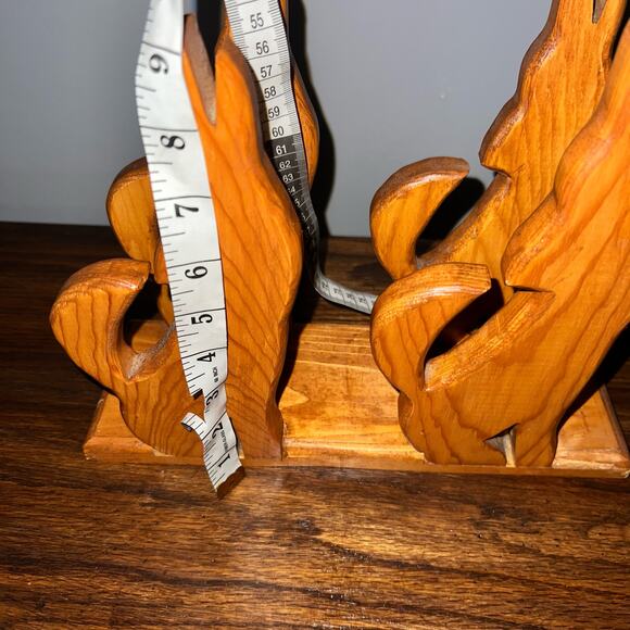 Wood carved howling coyotes southwestern - Picture 5 of 7